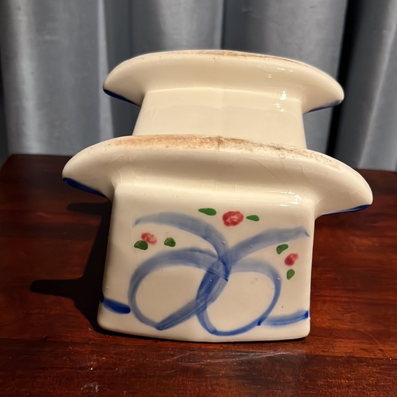 Vintage Planter, Cradle on Rockers Decorated with Blue Bows & Pink Flowers Roses - Picture 9 of 11